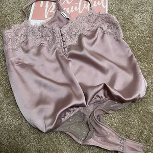 NWT-Abercrombie and Fitch-Small Pink Lace Camisole Racerback Style Bodysuit